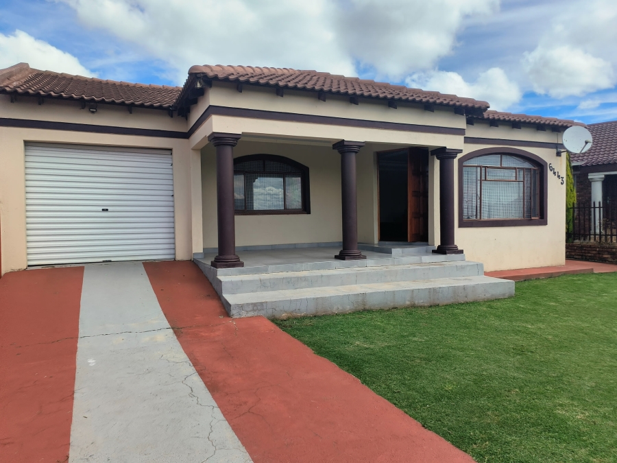 2 Bedroom Property for Sale in Ikageng North West